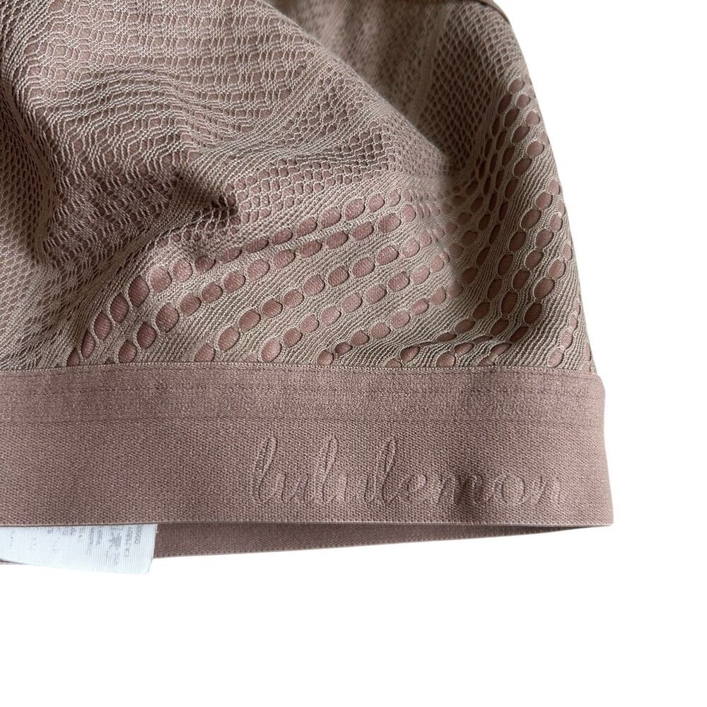 Lululemon Awake To Lace Bra D34 - Picture 6 of 8